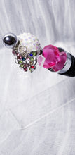 Load image into Gallery viewer, White Butterfly Wine Stopper