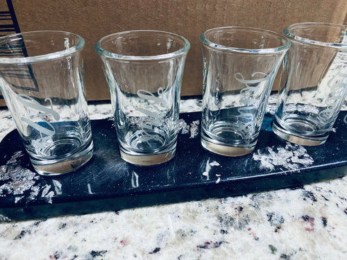 Resin shot glass tray w/ 4 etched shot glasses